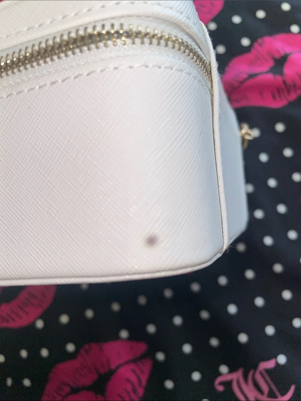 Pandora  Jewelry Travel Case with Zip Closer